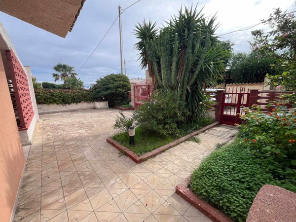 casa indipendente in vendita a Noto in zona San Lorenzo