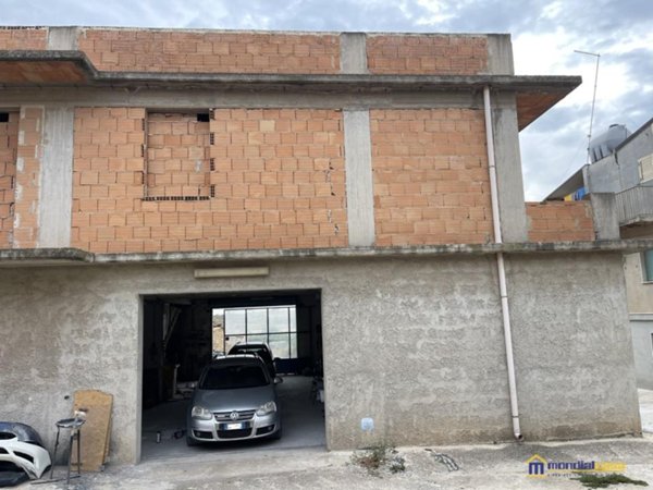 appartamento in affitto a Pachino