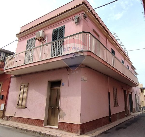 casa indipendente in vendita a Pachino