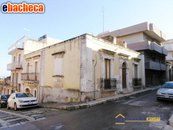 casa indipendente in vendita a Pachino