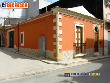 casa indipendente in vendita a Pachino