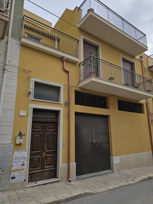casa indipendente in vendita a Pachino
