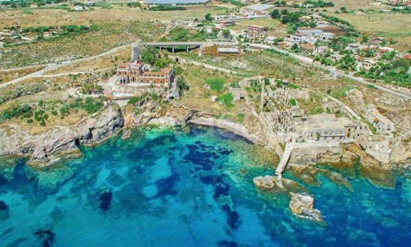 casa indipendente in vendita a Pachino in zona Marzamemi