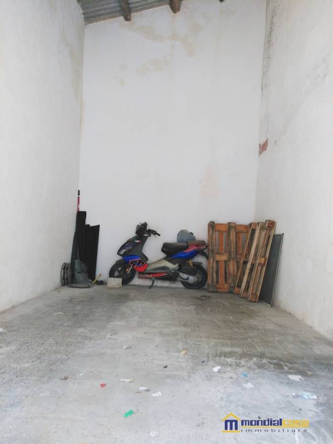 locale di sgombero in vendita a Pachino