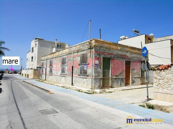 casa indipendente in vendita a Pachino in zona Marzamemi