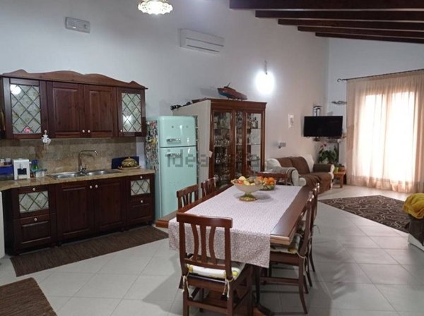 casa indipendente in vendita a Pachino