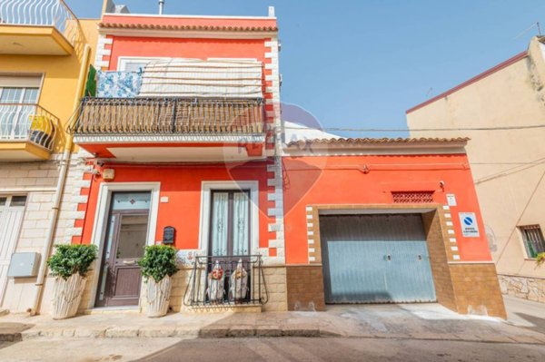 casa indipendente in vendita a Pachino