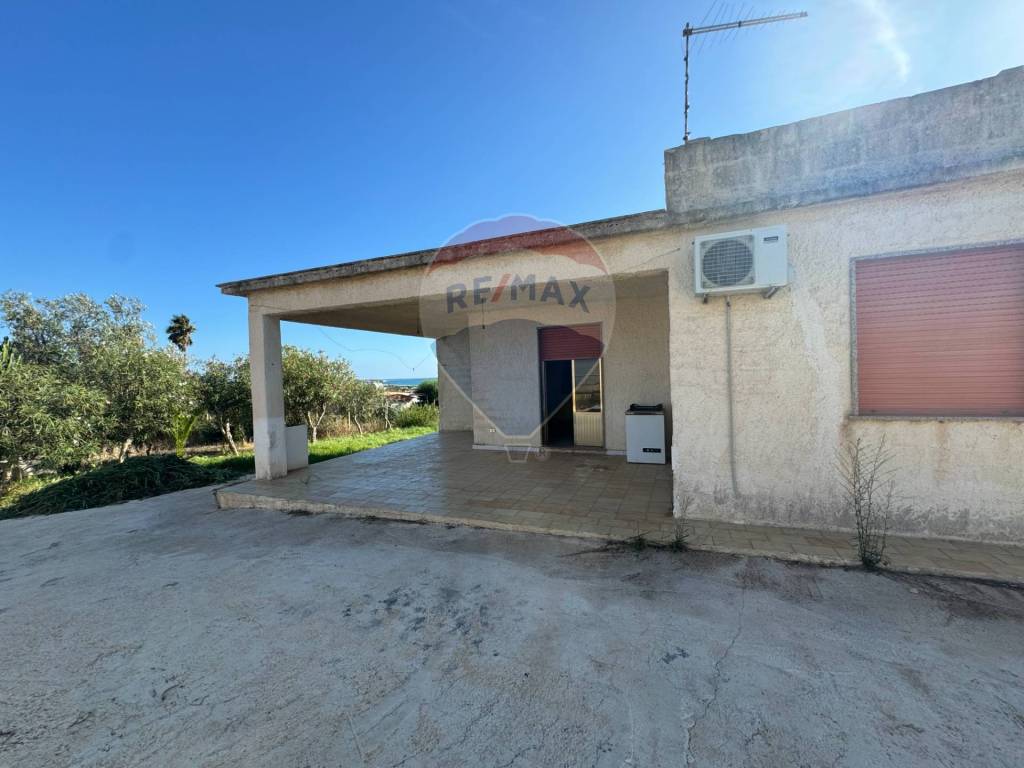 casa indipendente in vendita a Pachino