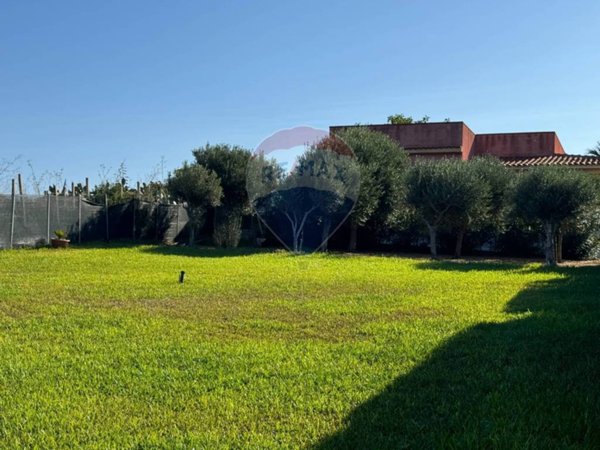 casa indipendente in vendita a Pachino