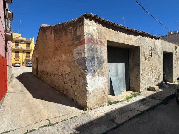 casa indipendente in vendita a Pachino