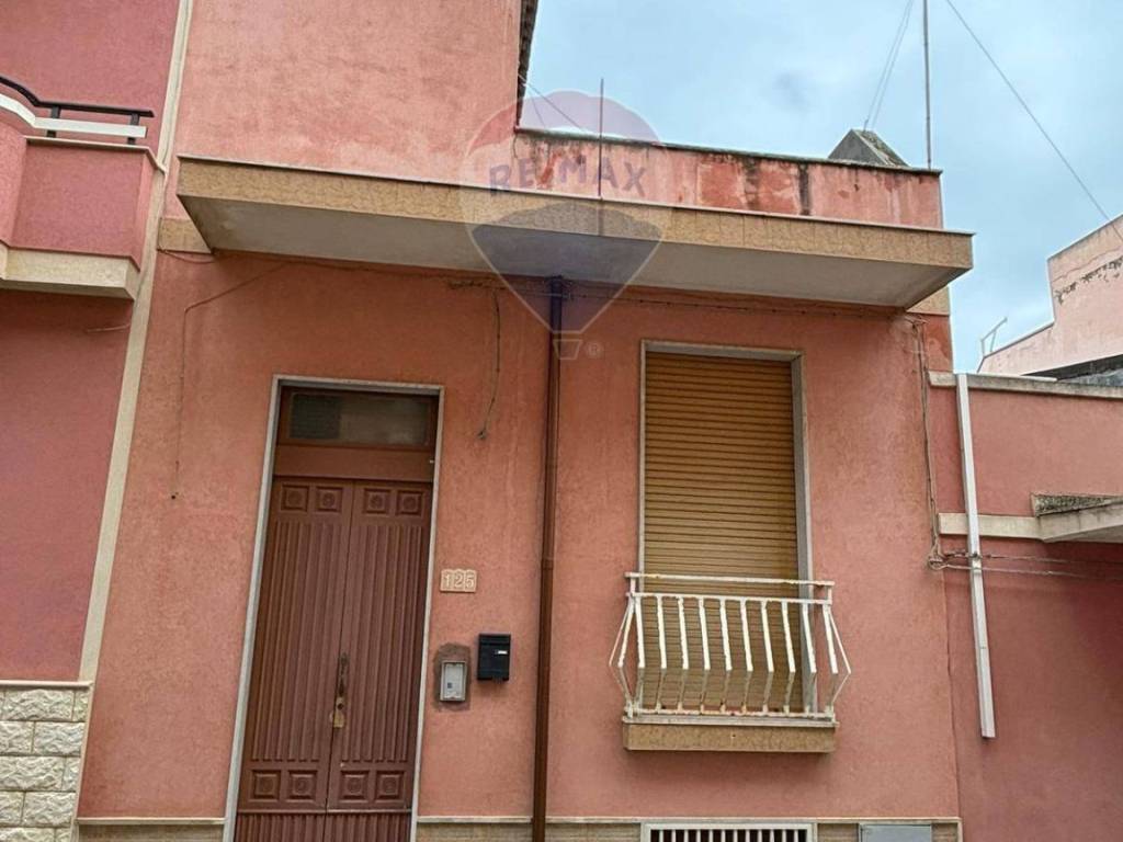 casa indipendente in vendita a Pachino