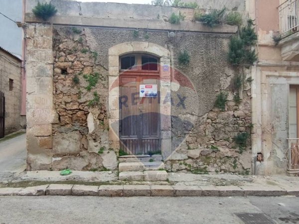 casa indipendente in vendita a Pachino