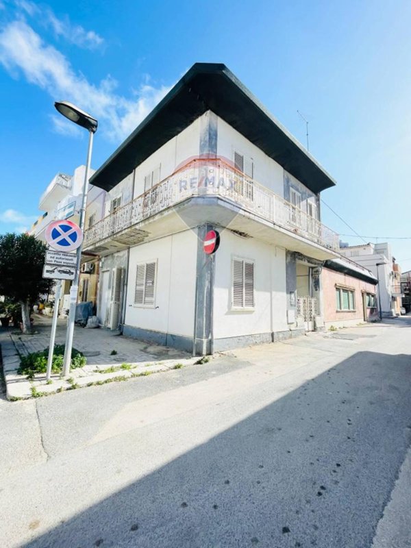 casa indipendente in vendita a Pachino in zona Marzamemi
