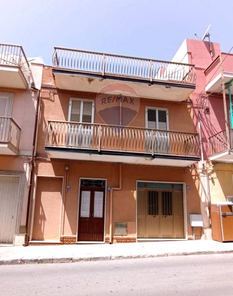 casa indipendente in vendita a Pachino
