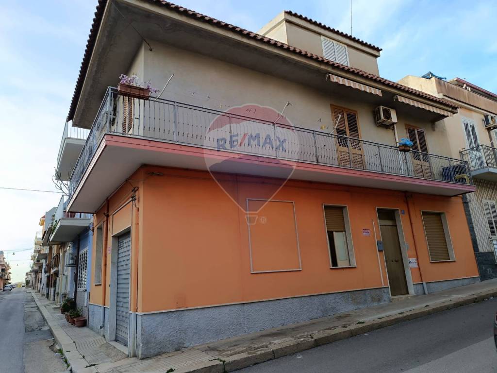 casa indipendente in vendita a Pachino