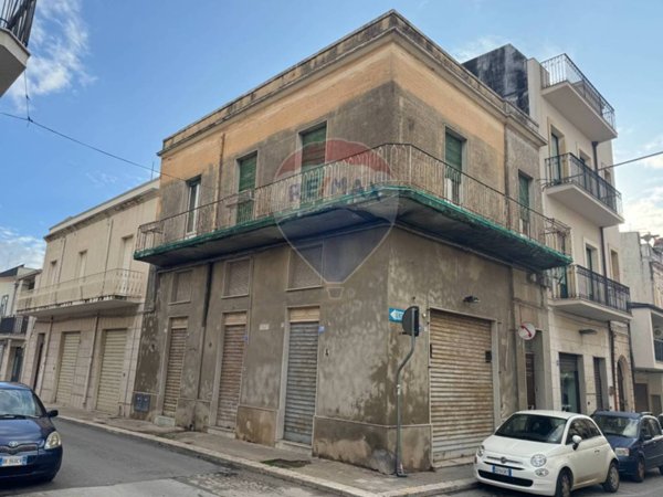 casa indipendente in vendita a Pachino