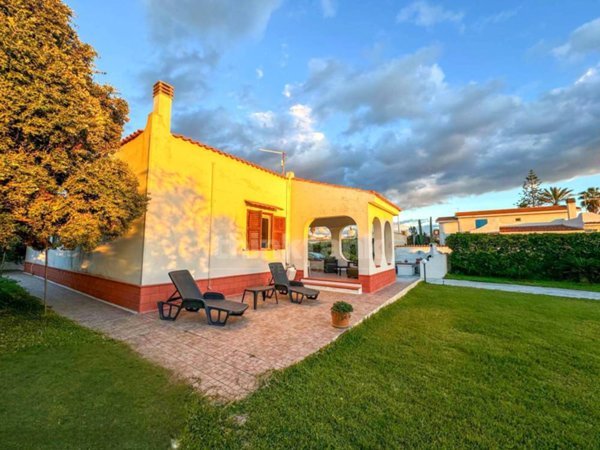 casa indipendente in vendita a Pachino