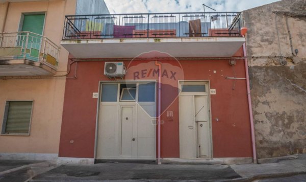 casa indipendente in vendita a Pachino