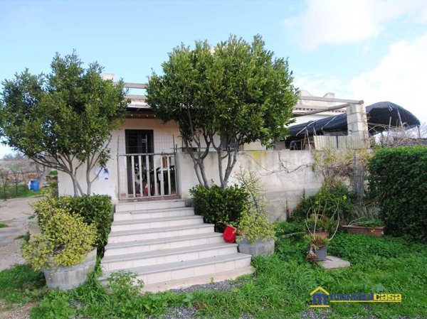 casa indipendente in vendita a Pachino