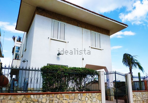 casa indipendente in vendita a Pachino in zona Marzamemi