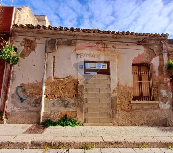casa indipendente in vendita a Pachino