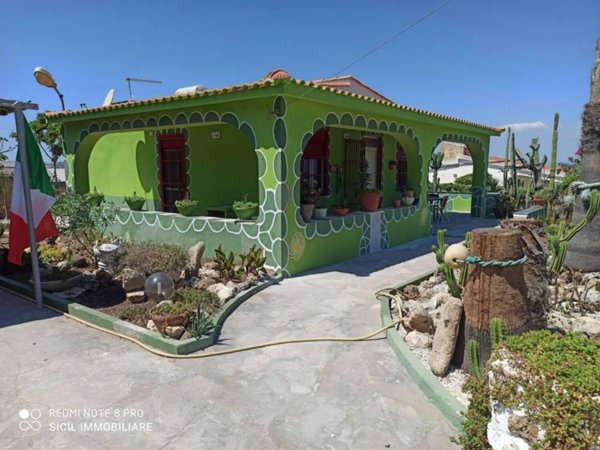 casa indipendente in vendita a Pachino
