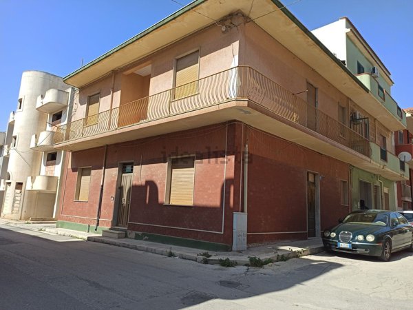 casa indipendente in vendita a Pachino