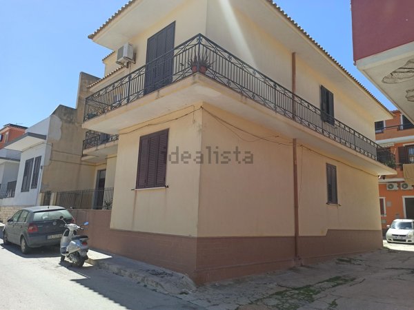 casa indipendente in vendita a Pachino