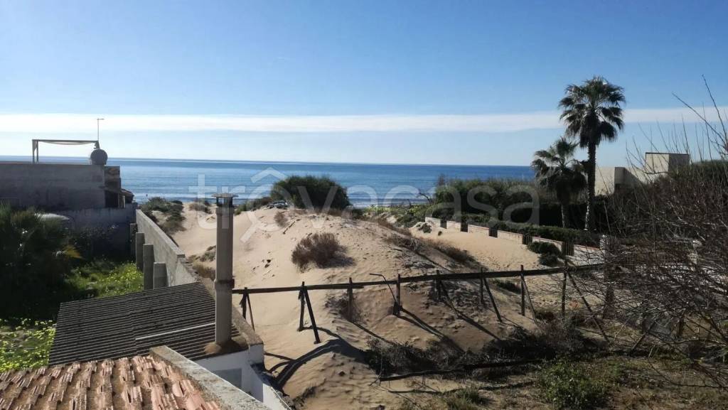 casa indipendente in vendita a Pachino