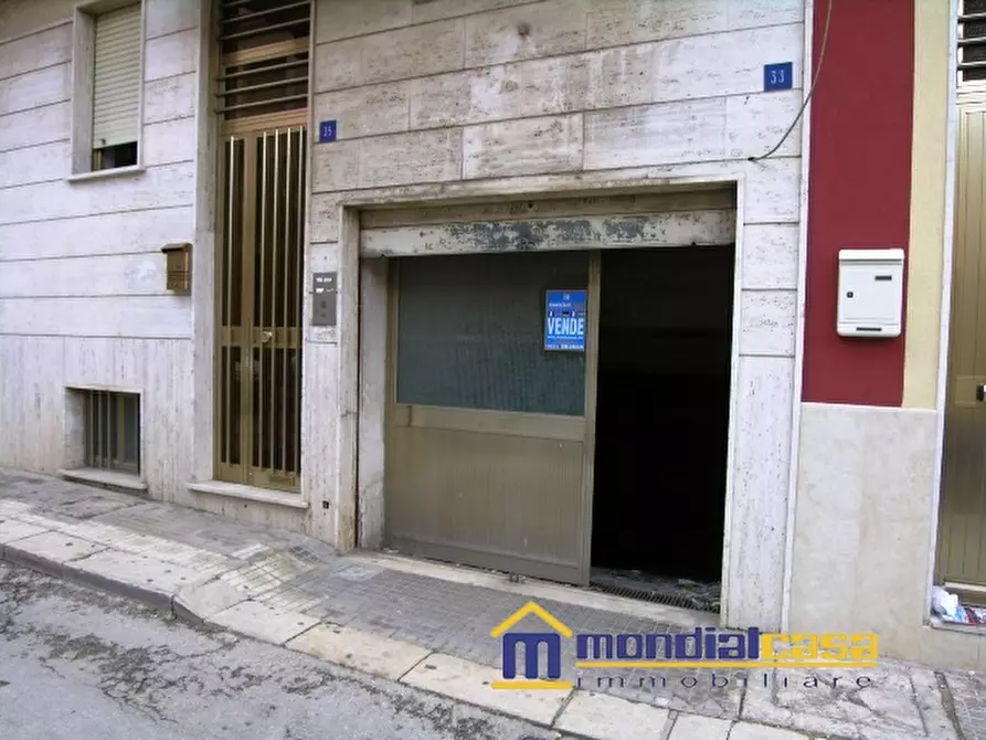 locale di sgombero in vendita a Pachino