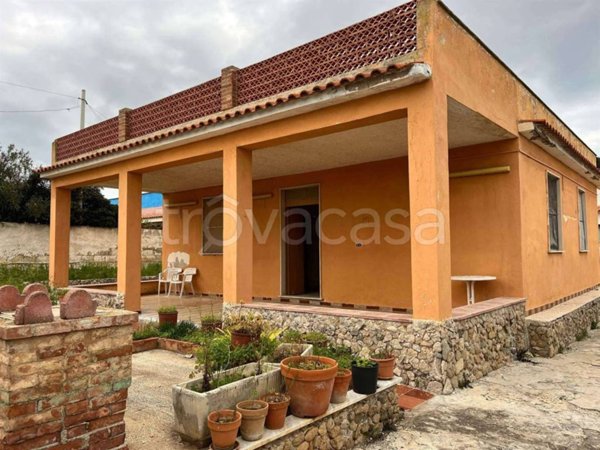 casa indipendente in vendita a Pachino in zona Marzamemi