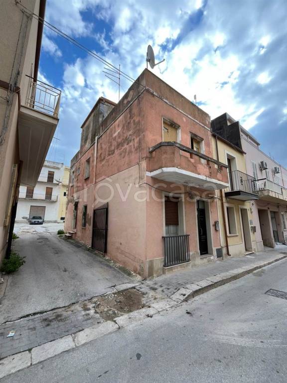 casa indipendente in vendita a Pachino