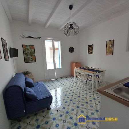casa indipendente in vendita a Pachino in zona Marzamemi