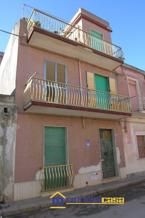 casa indipendente in vendita a Pachino