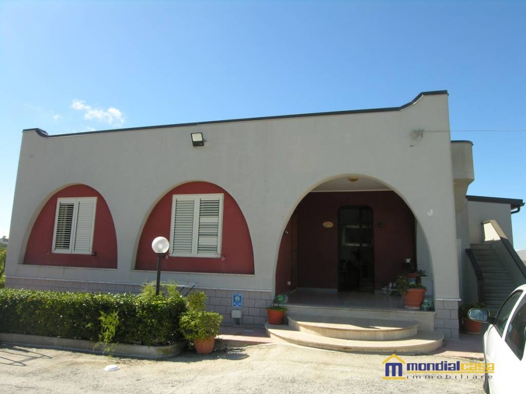 casa indipendente in vendita a Pachino
