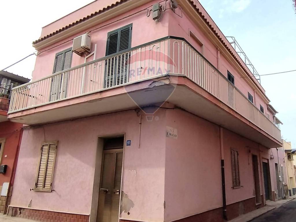 casa indipendente in vendita a Pachino