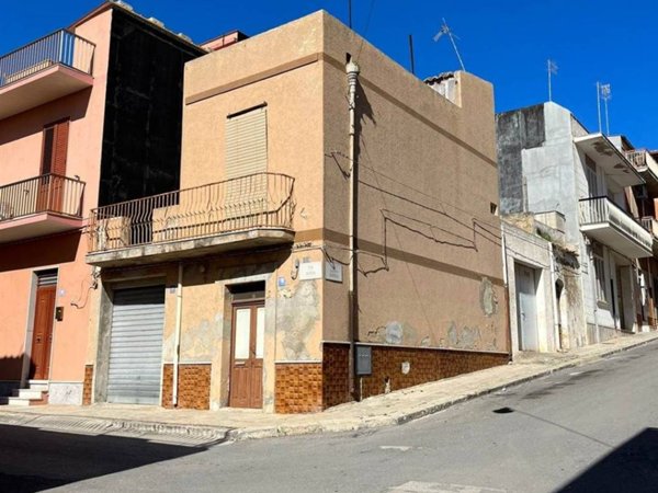 casa indipendente in vendita a Pachino