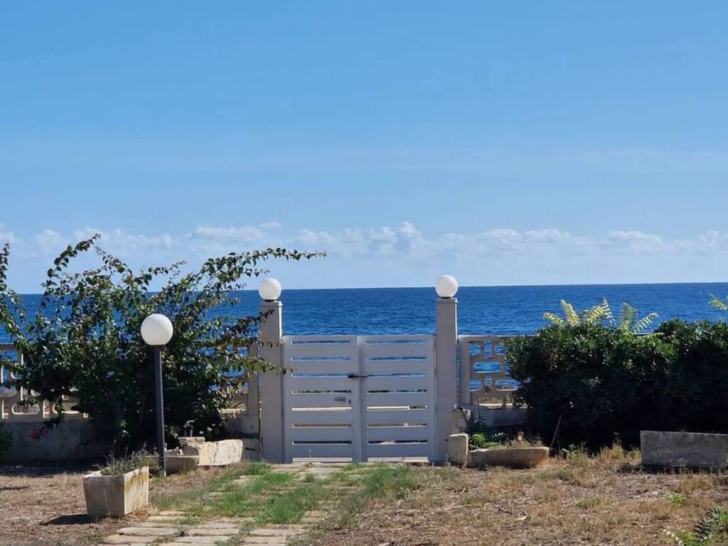 casa indipendente in vendita a Pachino in zona Marzamemi