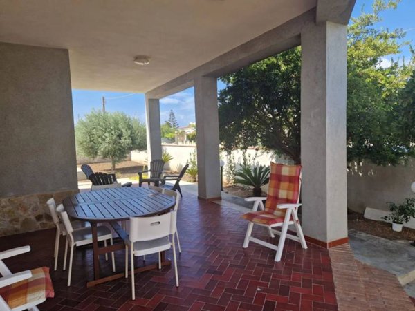 casa indipendente in vendita a Pachino