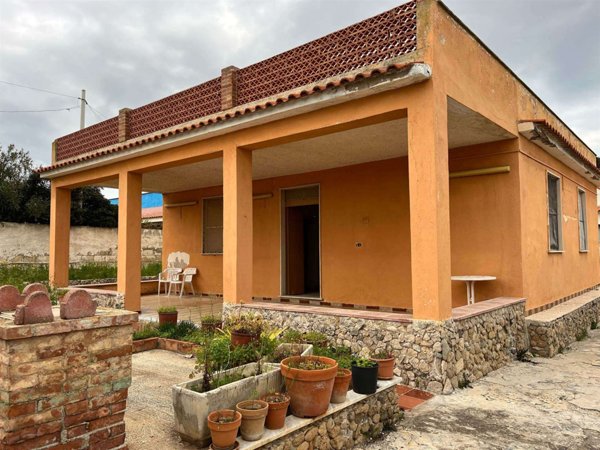 casa indipendente in vendita a Pachino in zona Marzamemi