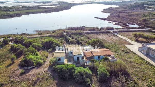 casa indipendente in vendita a Pachino