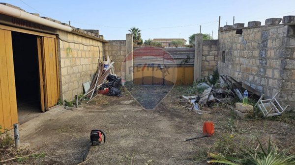casa indipendente in vendita a Pachino
