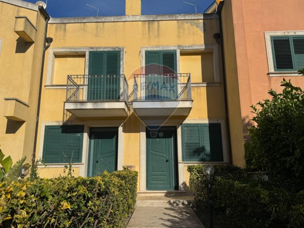casa indipendente in vendita a Pachino in zona Marzamemi