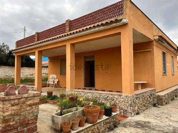 casa indipendente in vendita a Pachino in zona Marzamemi