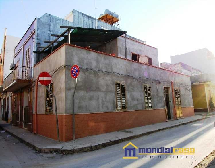 casa indipendente in vendita a Pachino