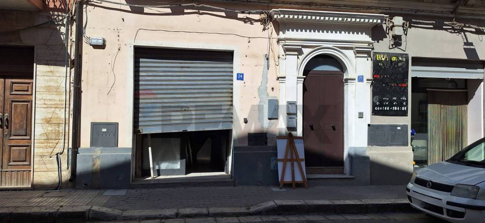 locale commerciale in vendita a Pachino