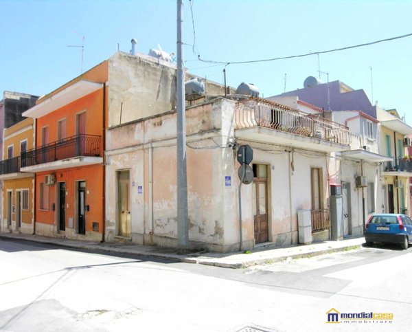 casa indipendente in vendita a Pachino