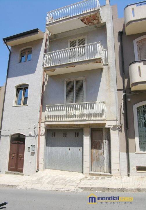 casa indipendente in vendita a Pachino