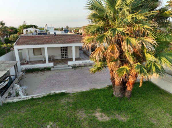 casa indipendente in vendita a Pachino