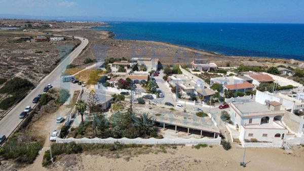 villa in vendita a Pachino in zona Marzamemi